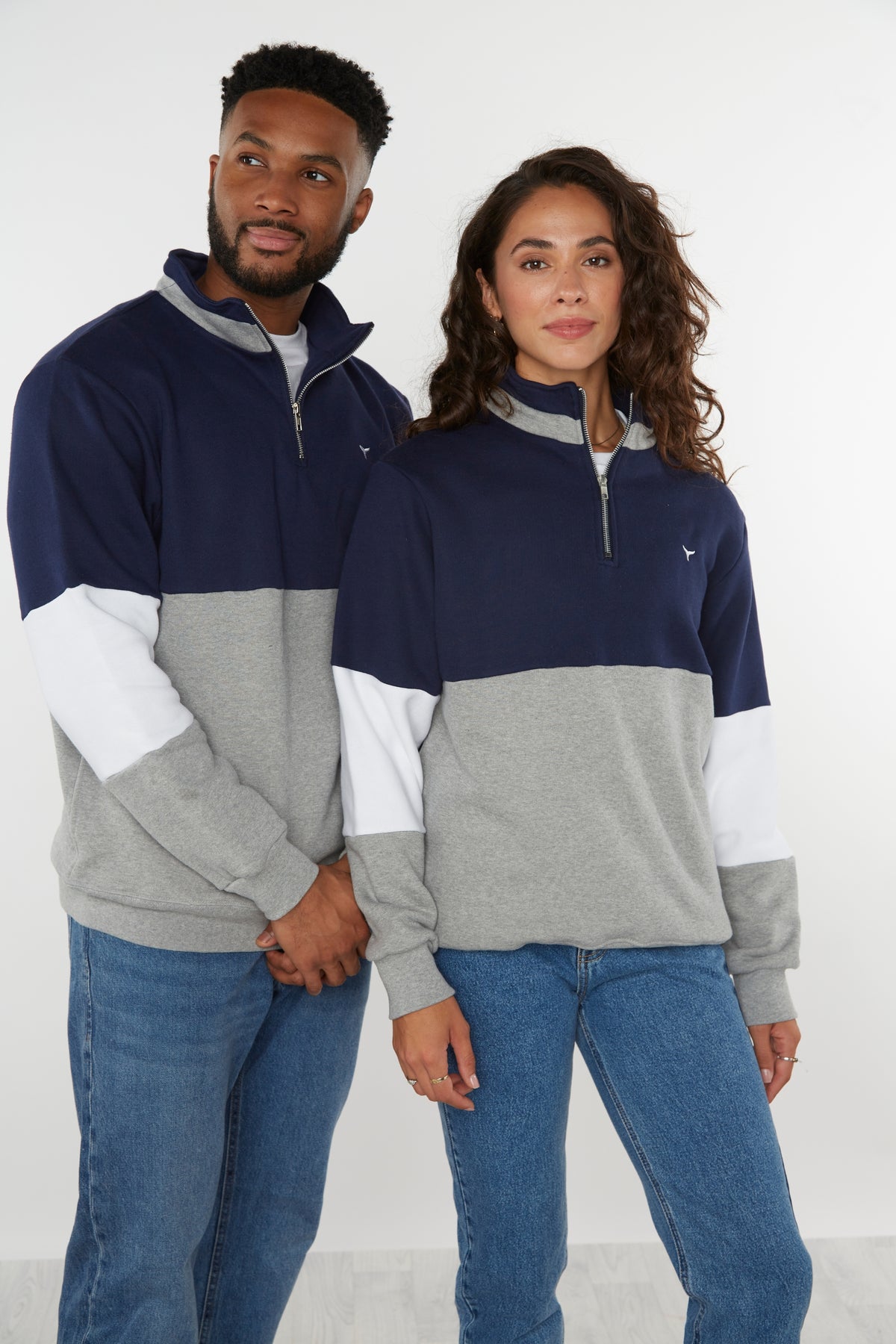 Cambridge Quarter Zip Sweatshirt - Grey