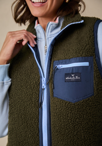 Highland Women's Sherpa Gilet - Olive/Blue