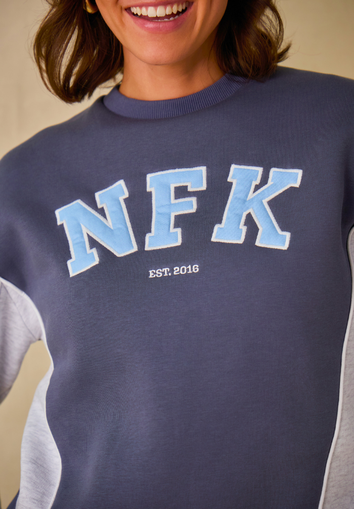 Norfolk Originals Women's Sweatshirt - Navy