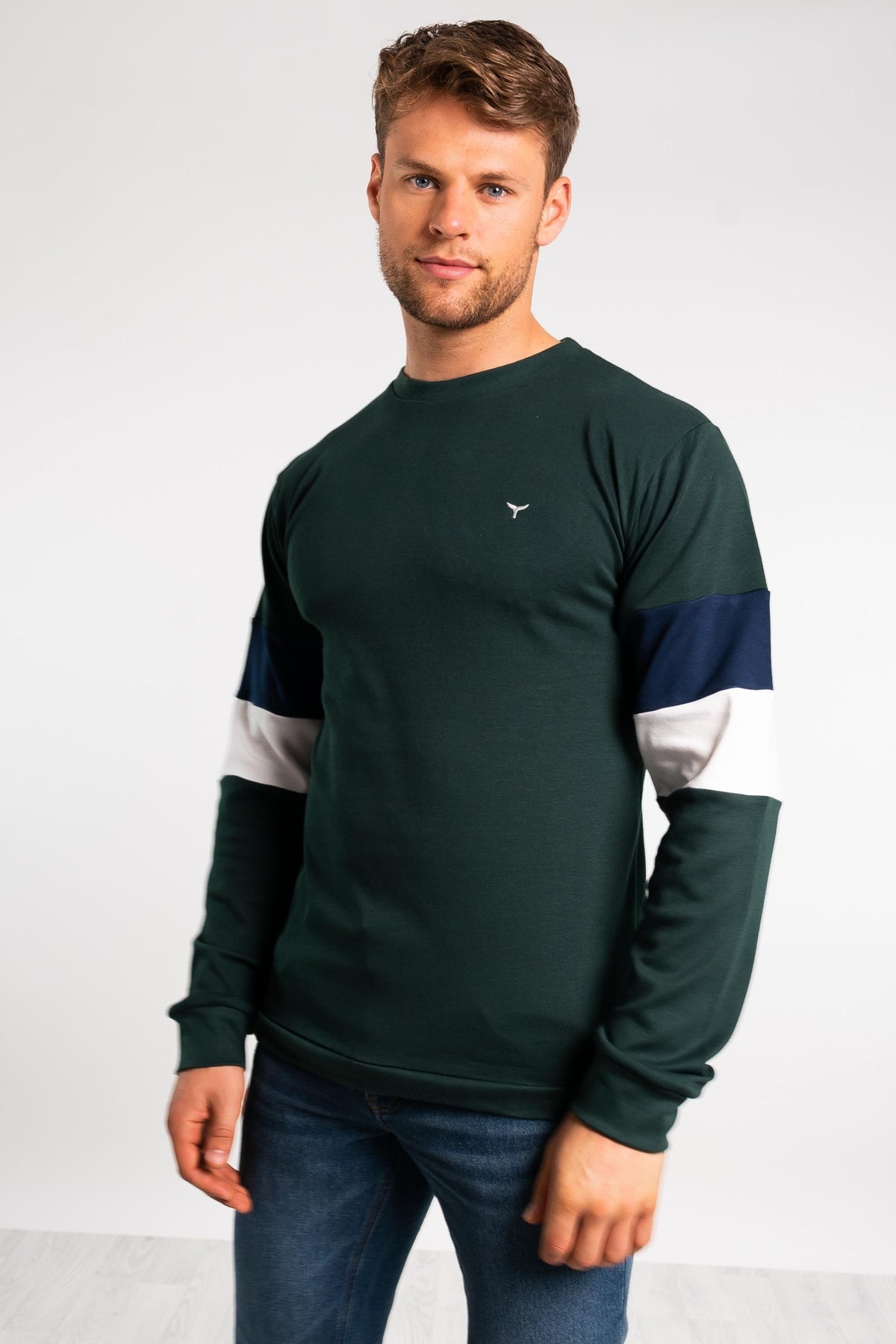 Thornham Unisex Long Sleeved T-Shirt - Green - Whale Of A Time Clothing